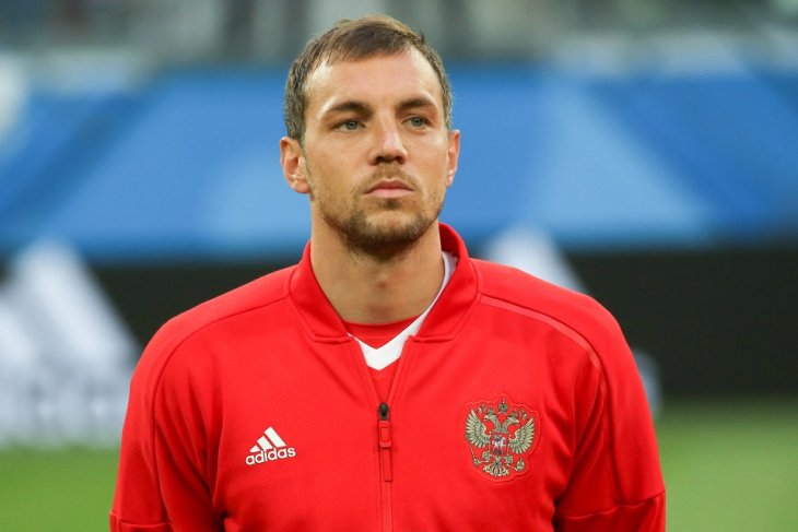 Артем Дзюба отстранен от сборов из-за положительного анализа на коронавирус