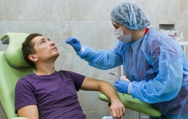 Уролог розповів, чому чоловіки частіше хворіють COVID-19