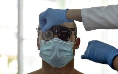 Офтальмолог розповів про вплив стресу на очі