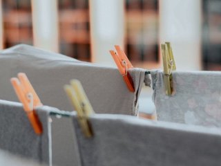 99% людей роблять ці шість помилок під час прання: вони непомітно псують одяг і спустошують гаманець