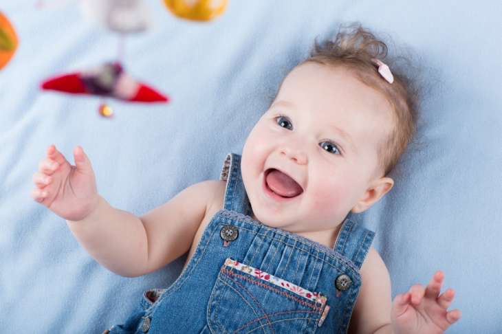 Развивающие игры и малыш первого месяца жизни