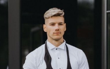 Волошин показал квартиру, в которую переехал после развода с Тринчер