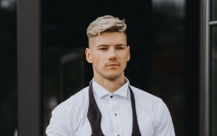 Волошин показал квартиру, в которую переехал после развода с Тринчер