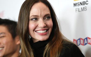 Анджеліну Джолі звинуватили в спробі посварити дітей із їхнім батьком Бредом Піттом
