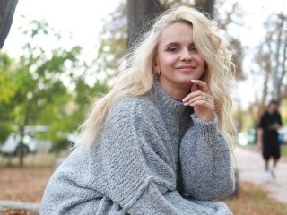Лілія Ребрик ошелешила ефектним шпагатом у повітрі