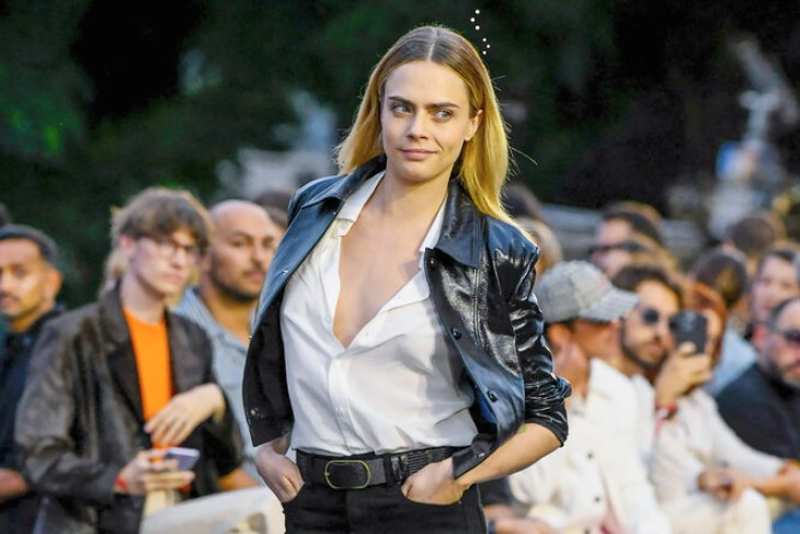 Кара Делевинь рассказала о борьбе с зависимостью