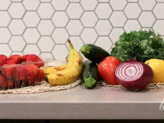 Як довше зберегти овочі та фрукти свіжими: 5 простих порад, які працюють