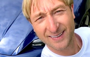Евгений Плющенко показал старшего сына