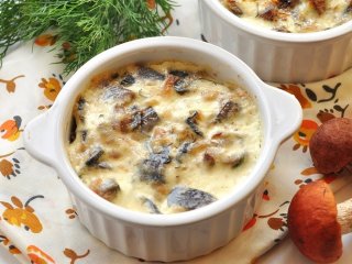 Смачна гуцульська страва: готуємо гриби з бринзою в горщику