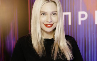 Рудова, Седокова и Самбурская поправляют здоровье в клинике