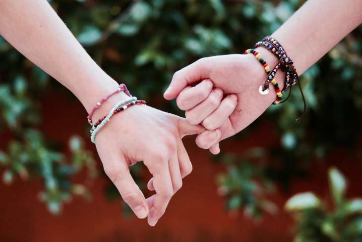 4 эффективных способа найти верную подругу