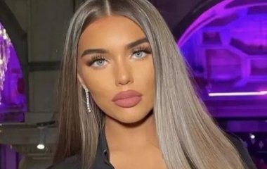 Дівчина під час переїзду знайшла заховані документи та була шокована таємницею своєї сім'ї