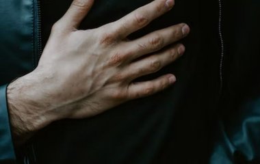 Як надати першу допомогу при інфаркті до приїзду швидкої: поради лікаря