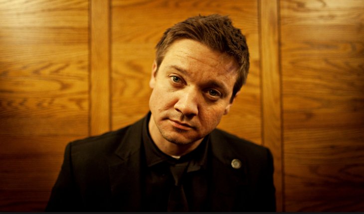 Джереми Реннер рассказал о необычном лакомстве его мамы
