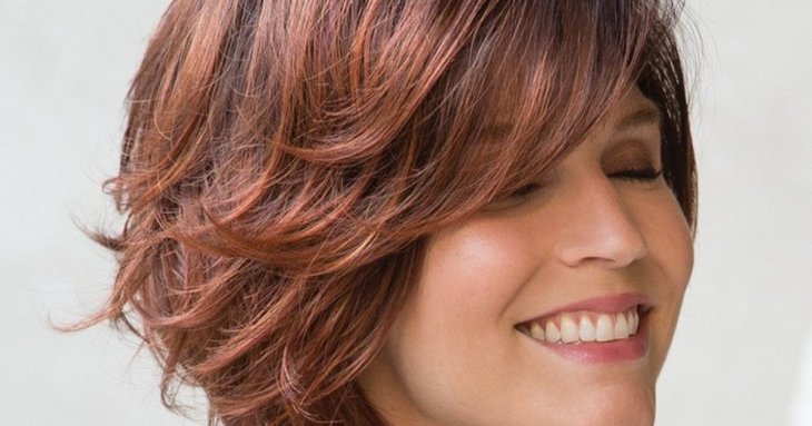 Стрижки для жінок після 40, які роблять обличчя молодшим та свіжішім