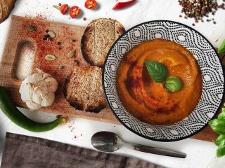 Кабачкова ікра, як у дитинстві — топ-3 перевірені рецепти на зиму