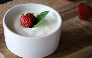 Йогурт допомагає захиститися від раку молочної залози.