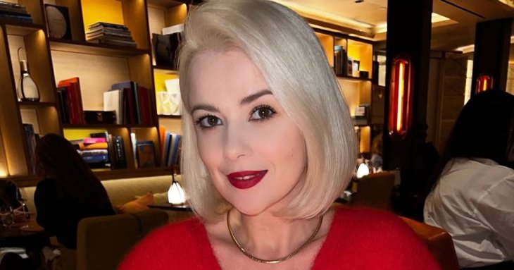 Міка Ньютон зустріла 40-річчя в США і на свіжих фото приголомшила молодим виглядом