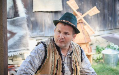 Юрий Горбунов проехался на велосипеде