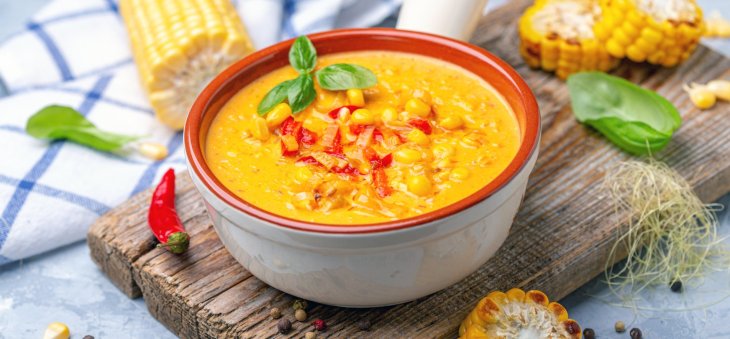 Идеально на обед: рецепт легкого кукурузного супа