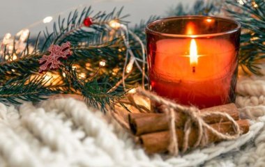 Як прибрати віск з тканини: способи, які допоможуть позбутися плям з одягу