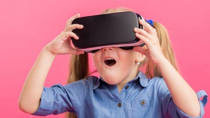 Дитячий офтальмолог розповів про шкоду VR-окулярів