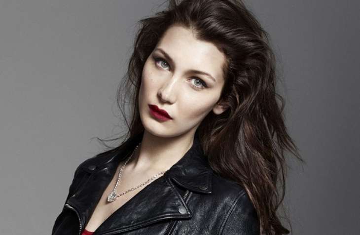 Белла Хадид показала свою красавицу-маму