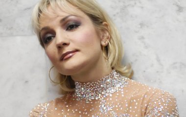 Татьяна Буланова прокомментировала слухи о романе с молодым актером