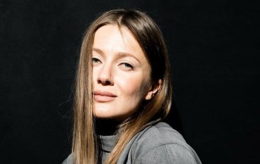 Співачка KOLA розповіла про шлюб з чоловіком-іноземцем на відстані й як він впливає на неї