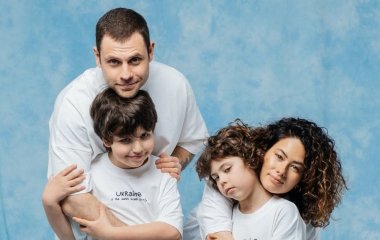 Дружина відомого українського актора здружилася з його ексдружиною і здивувала відвертим зізнанням