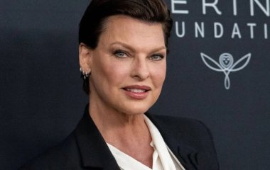 Я потеряла здравый смысл: Линда Евангелиста навсегда изуродовала фигуру