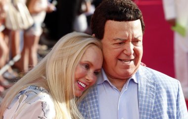 68-летняя вдова Иосифа Кобзона заметно молодела