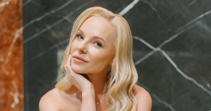 46-річна Дар'я Трегубова жорстко відреагувала на закиди, що стала жертвою пластичної хірургії