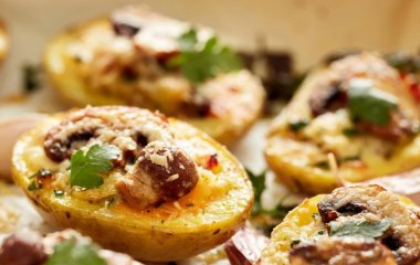 Картофельные челноки с куриным фаршем: вкусные рецепты на ежедневно и праздник