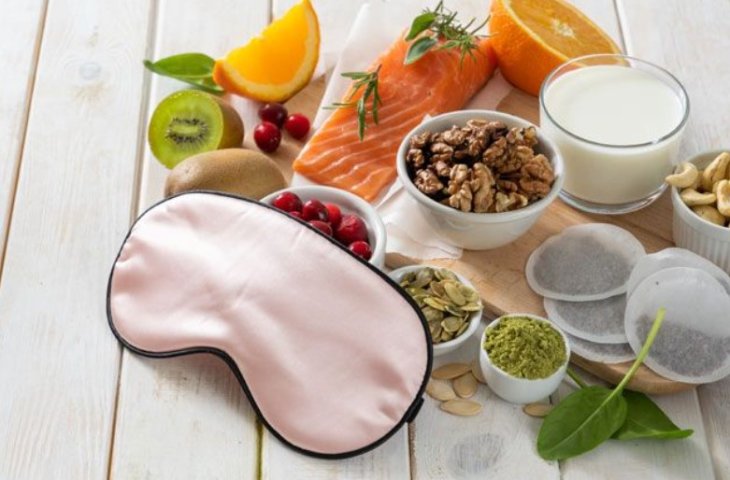 Їсти, щоб спати. Які продукти покращують сон