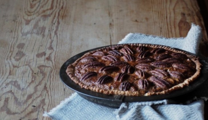 Тарталетки и пирог с пеканом