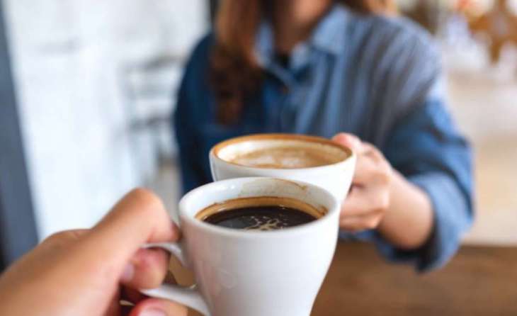 Чому не можна пити каву натще, розповів дієтолог
