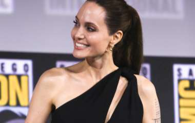 Анджелина Джоли рассказала о самоизоляции вместе с детьми