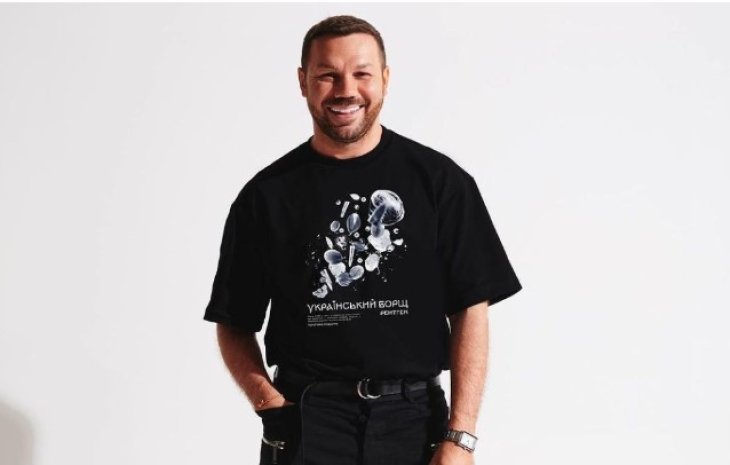 Андре Тан удивил, как выглядел в молодости с длинными и кудрявыми волосами