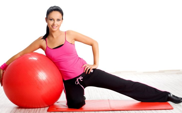 Омолаживающий фитнес: 5 простых упражнений, которые продлевают молодость