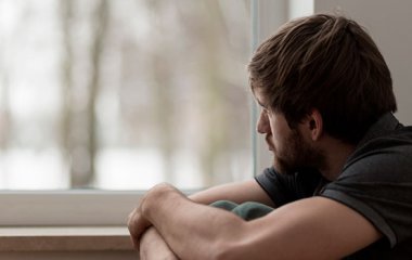 Самотність підвищує ризик розвитку раку