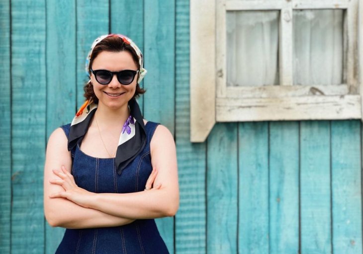 Молодая жена 75-летнего Евгения Петросяна опубликовала редкое фото их сына 