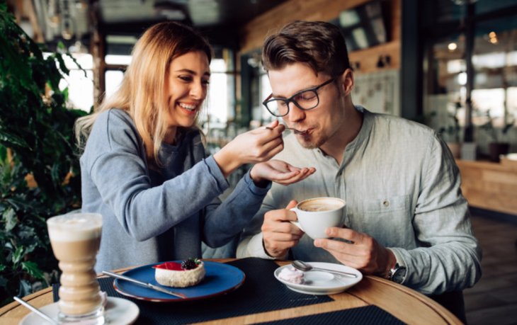 5 качеств женщины, в которую влюбляются с первых минут