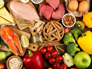 Шесть недорогих продуктов, которые помогут согреться и быстро уснуть