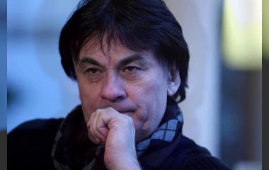43-летняя поклонница Александра Серова сделала ему предложение руки и сердца