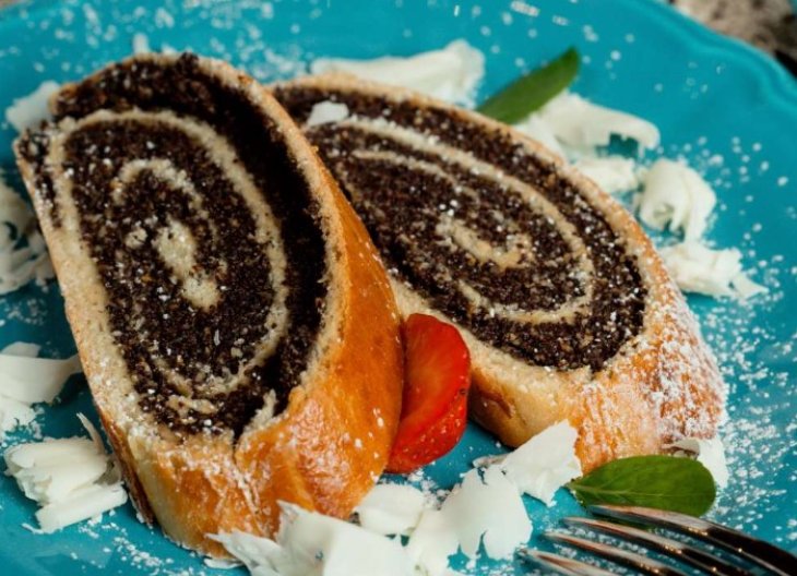 Рецепт рулета с маком, который подарит истинное наслаждение