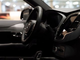 Як швидко охолодити салон авто за кілька хвилин: простий спосіб врятувати машину від спеки