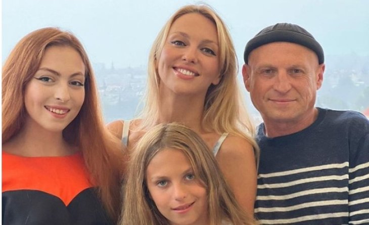Оля Полякова показала редкие фото с 12-летней дочерью-копией своего мужа