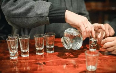 Нарколог назвав безпечну дозу алкоголю