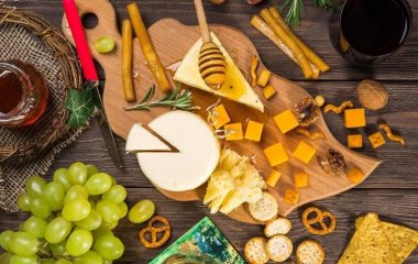 Ученые рассказали что произойдет с организмом, если съедать 55 г сыра каждый день